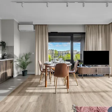 Górczewska - Balcony, Parking, Air Con - By Rentujemy Apartamento *