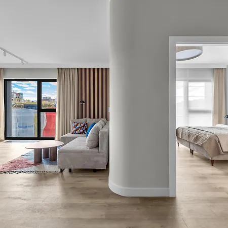 Górczewska - Balcony, Parking, Air Con - By Rentujemy Apartamento